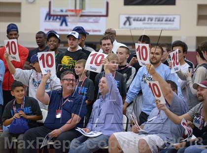 Thumbnail 2 in MaxPreps Holiday Classic Slam Dunk Contest photogallery.