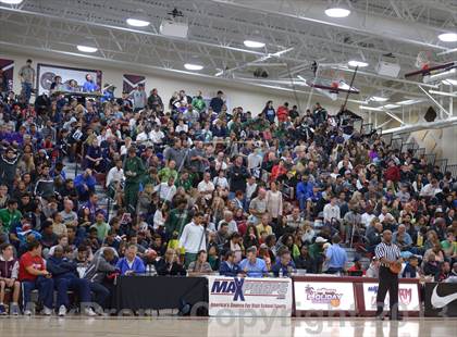 Thumbnail 1 in MaxPreps Holiday Classic Slam Dunk Contest photogallery.