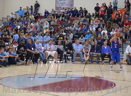 Thumbnail 2 in MaxPreps Holiday Classic Slam Dunk Contest photogallery.