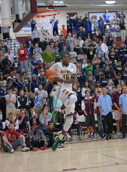 Thumbnail 2 in MaxPreps Holiday Classic Slam Dunk Contest photogallery.