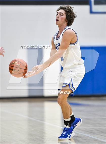 Thumbnail 2 in Hirschi @ Peaster photogallery.