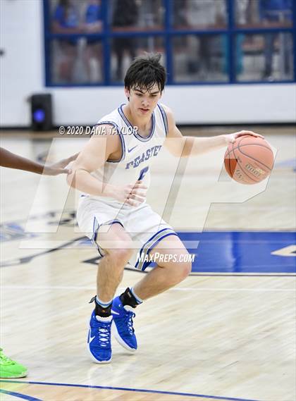 Thumbnail 1 in Hirschi @ Peaster photogallery.