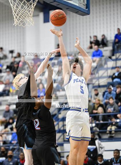 Thumbnail 1 in Hirschi @ Peaster photogallery.