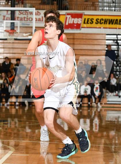 Thumbnail 3 in Mater Dei vs. Jesuit (Les Schwab Invitational) photogallery.
