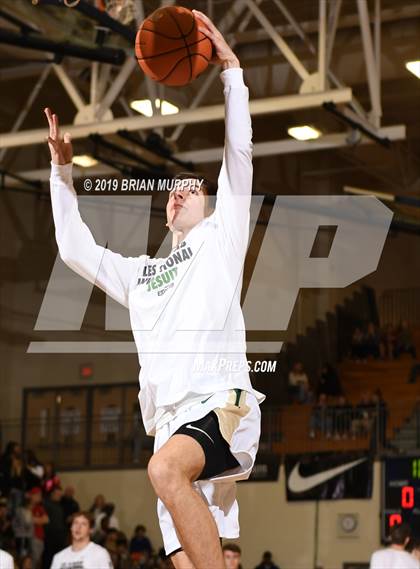 Thumbnail 2 in Mater Dei vs. Jesuit (Les Schwab Invitational) photogallery.
