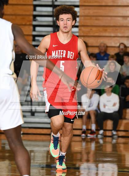 Thumbnail 3 in Mater Dei vs. Jesuit (Les Schwab Invitational) photogallery.
