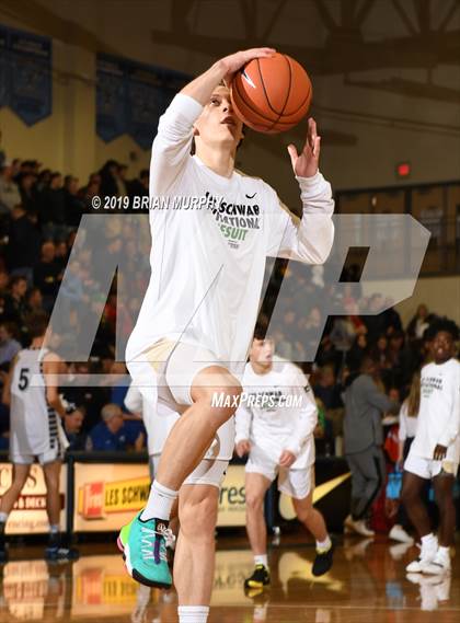 Thumbnail 2 in Mater Dei vs. Jesuit (Les Schwab Invitational) photogallery.