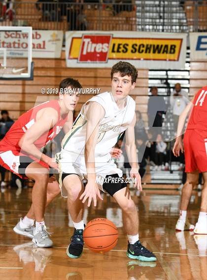 Thumbnail 2 in Mater Dei vs. Jesuit (Les Schwab Invitational) photogallery.