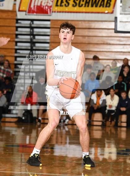 Thumbnail 3 in Mater Dei vs. Jesuit (Les Schwab Invitational) photogallery.