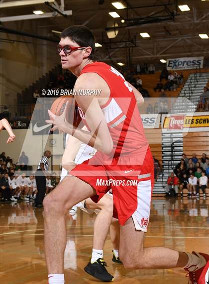 Thumbnail 3 in Mater Dei vs. Jesuit (Les Schwab Invitational) photogallery.