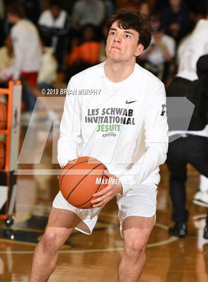 Thumbnail 1 in Mater Dei vs. Jesuit (Les Schwab Invitational) photogallery.