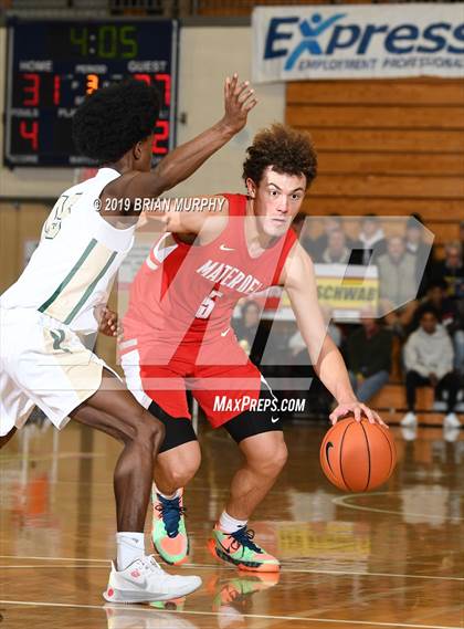 Thumbnail 2 in Mater Dei vs. Jesuit (Les Schwab Invitational) photogallery.
