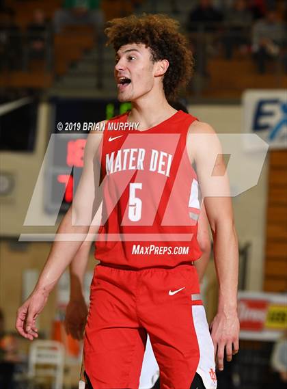 Thumbnail 3 in Mater Dei vs. Jesuit (Les Schwab Invitational) photogallery.