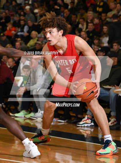 Thumbnail 2 in Mater Dei vs. Jesuit (Les Schwab Invitational) photogallery.