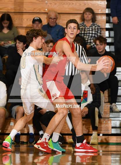 Thumbnail 3 in Mater Dei vs. Jesuit (Les Schwab Invitational) photogallery.