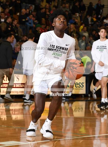 Thumbnail 1 in Mater Dei vs. Jesuit (Les Schwab Invitational) photogallery.
