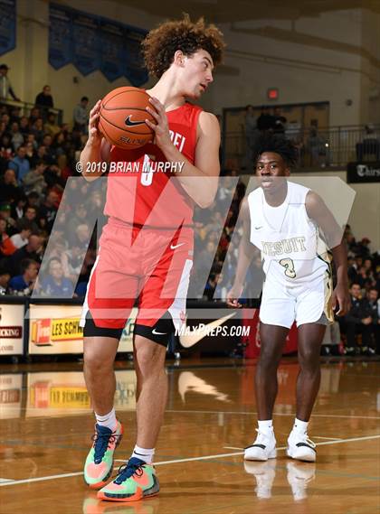 Thumbnail 3 in Mater Dei vs. Jesuit (Les Schwab Invitational) photogallery.