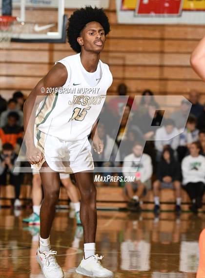 Thumbnail 3 in Mater Dei vs. Jesuit (Les Schwab Invitational) photogallery.