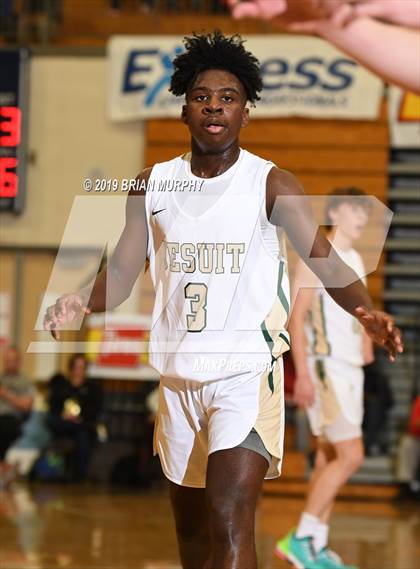 Thumbnail 1 in Mater Dei vs. Jesuit (Les Schwab Invitational) photogallery.