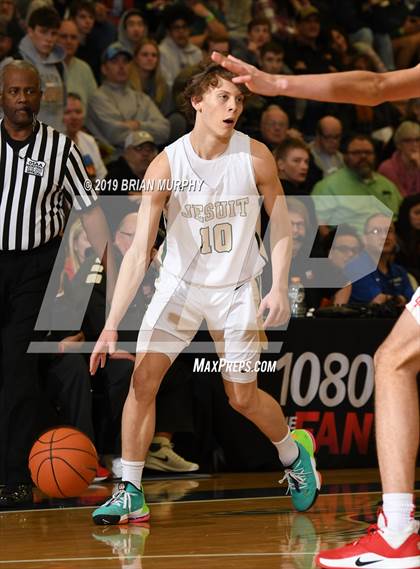 Thumbnail 2 in Mater Dei vs. Jesuit (Les Schwab Invitational) photogallery.