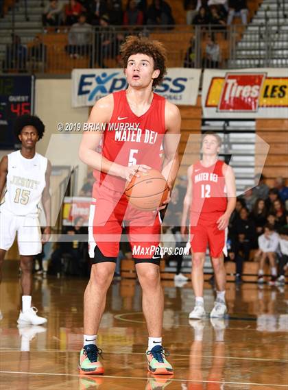 Thumbnail 2 in Mater Dei vs. Jesuit (Les Schwab Invitational) photogallery.