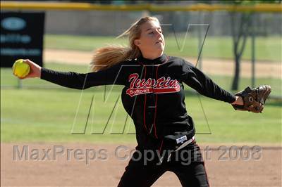 Thumbnail 3 in Tustin @ Villa Park photogallery.