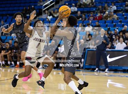 Thumbnail 2 in Sierra Canyon vs. JSerra Catholic photogallery.