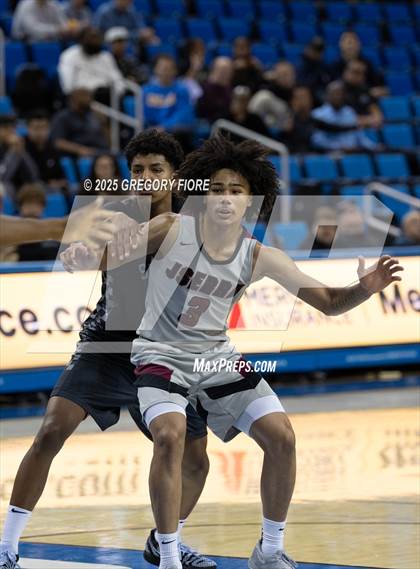 Thumbnail 2 in Sierra Canyon vs. JSerra Catholic photogallery.
