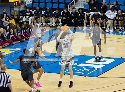 Thumbnail 3 in Sierra Canyon vs. JSerra Catholic photogallery.