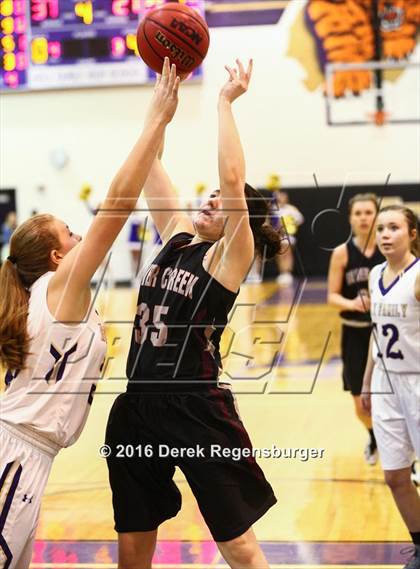 Thumbnail 2 in Silver Creek vs Holy Family (CHSAA 4A 1st Round) photogallery.
