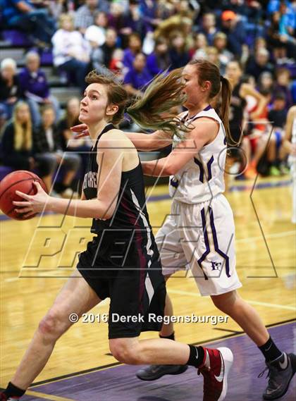 Thumbnail 2 in Silver Creek vs Holy Family (CHSAA 4A 1st Round) photogallery.