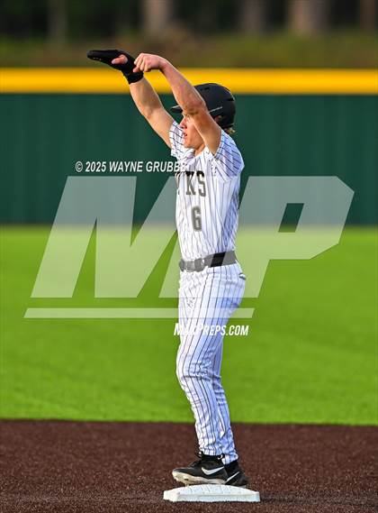 Thumbnail 2 in Pleasant Grove vs. Caddo Mills (UIL 4A Region 2 Bi-District Playoff) photogallery.