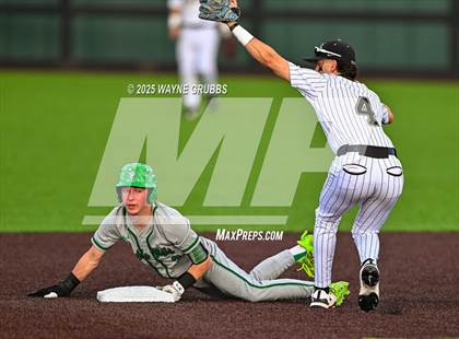 Thumbnail 2 in Pleasant Grove vs. Caddo Mills (UIL 4A Region 2 Bi-District Playoff) photogallery.
