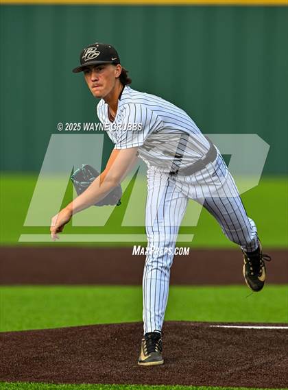 Thumbnail 1 in Pleasant Grove vs. Caddo Mills (UIL 4A Region 2 Bi-District Playoff) photogallery.
