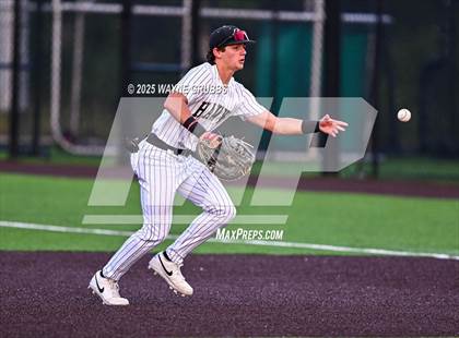 Thumbnail 2 in Pleasant Grove vs. Caddo Mills (UIL 4A Region 2 Bi-District Playoff) photogallery.