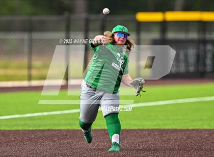 Thumbnail 3 in Pleasant Grove vs. Caddo Mills (UIL 4A Region 2 Bi-District Playoff) photogallery.