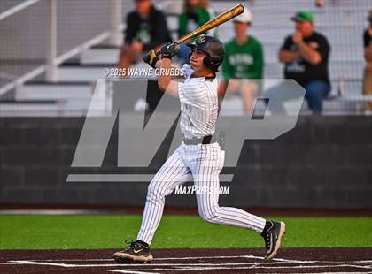 Thumbnail 2 in Pleasant Grove vs. Caddo Mills (UIL 4A Region 2 Bi-District Playoff) photogallery.