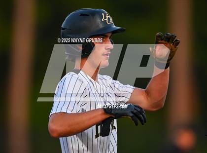 Thumbnail 1 in Pleasant Grove vs. Caddo Mills (UIL 4A Region 2 Bi-District Playoff) photogallery.