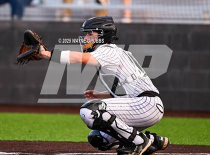 Thumbnail 2 in Pleasant Grove vs. Caddo Mills (UIL 4A Region 2 Bi-District Playoff) photogallery.
