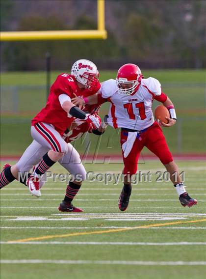 Thumbnail 3 in Chittenango vs. Hornell (NYSPHSAA Class B Semifinal) photogallery.