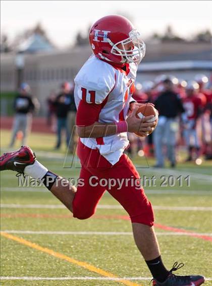 Thumbnail 1 in Chittenango vs. Hornell (NYSPHSAA Class B Semifinal) photogallery.