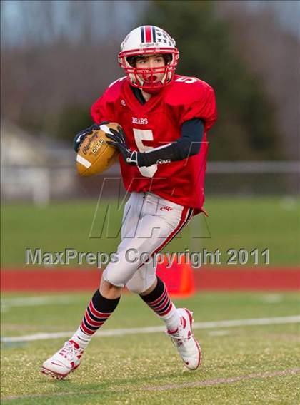 Thumbnail 3 in Chittenango vs. Hornell (NYSPHSAA Class B Semifinal) photogallery.