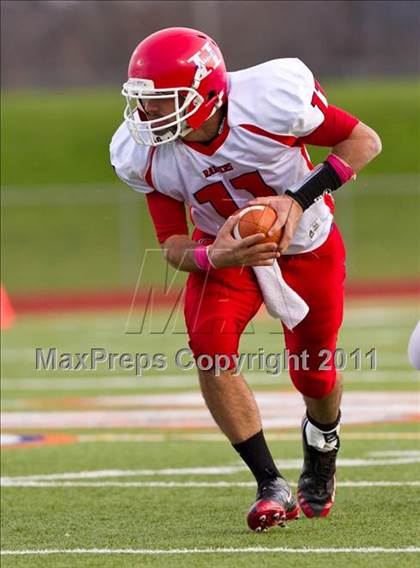 Thumbnail 3 in Chittenango vs. Hornell (NYSPHSAA Class B Semifinal) photogallery.