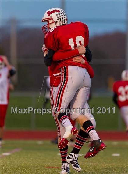 Thumbnail 2 in Chittenango vs. Hornell (NYSPHSAA Class B Semifinal) photogallery.