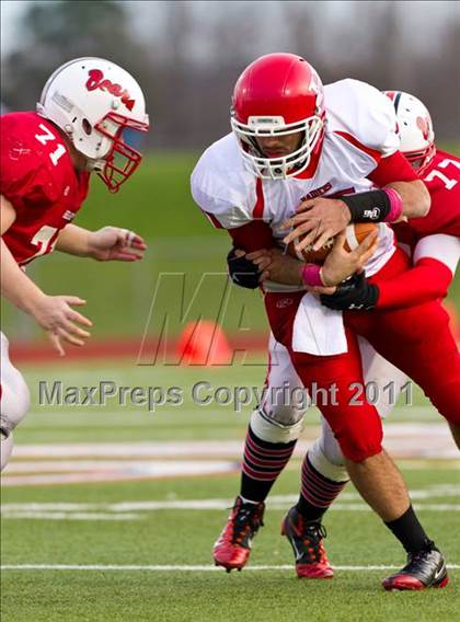 Thumbnail 2 in Chittenango vs. Hornell (NYSPHSAA Class B Semifinal) photogallery.