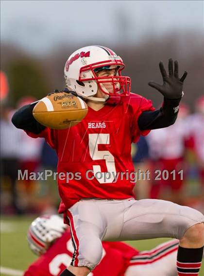 Thumbnail 1 in Chittenango vs. Hornell (NYSPHSAA Class B Semifinal) photogallery.