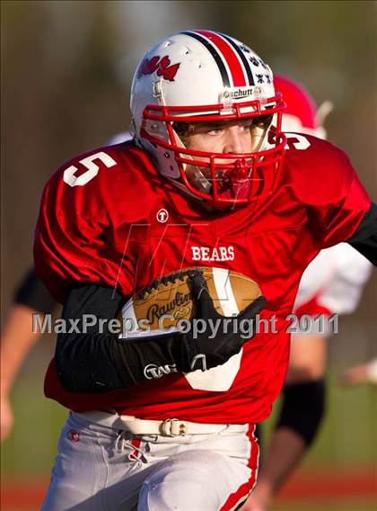 Thumbnail 1 in Chittenango vs. Hornell (NYSPHSAA Class B Semifinal) photogallery.