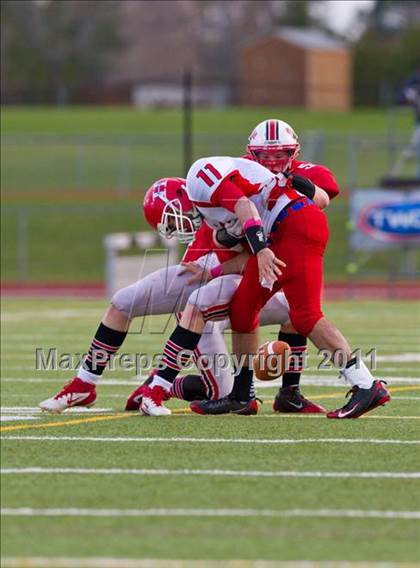 Thumbnail 1 in Chittenango vs. Hornell (NYSPHSAA Class B Semifinal) photogallery.