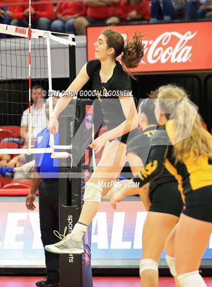 Thumbnail 3 in North Iredell vs. Chapel Hill (NCHSAA 3A Final) photogallery.