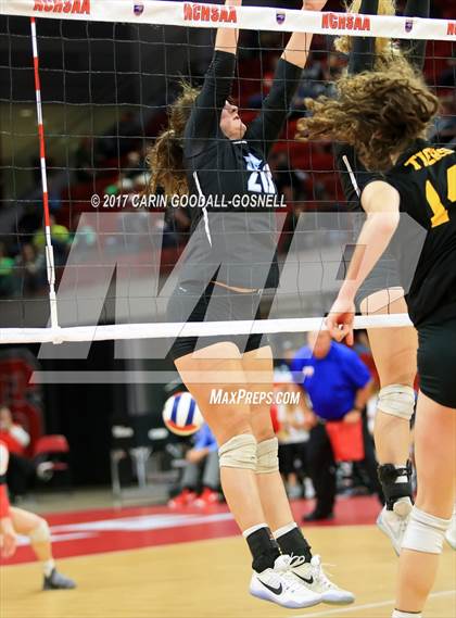 Thumbnail 3 in North Iredell vs. Chapel Hill (NCHSAA 3A Final) photogallery.